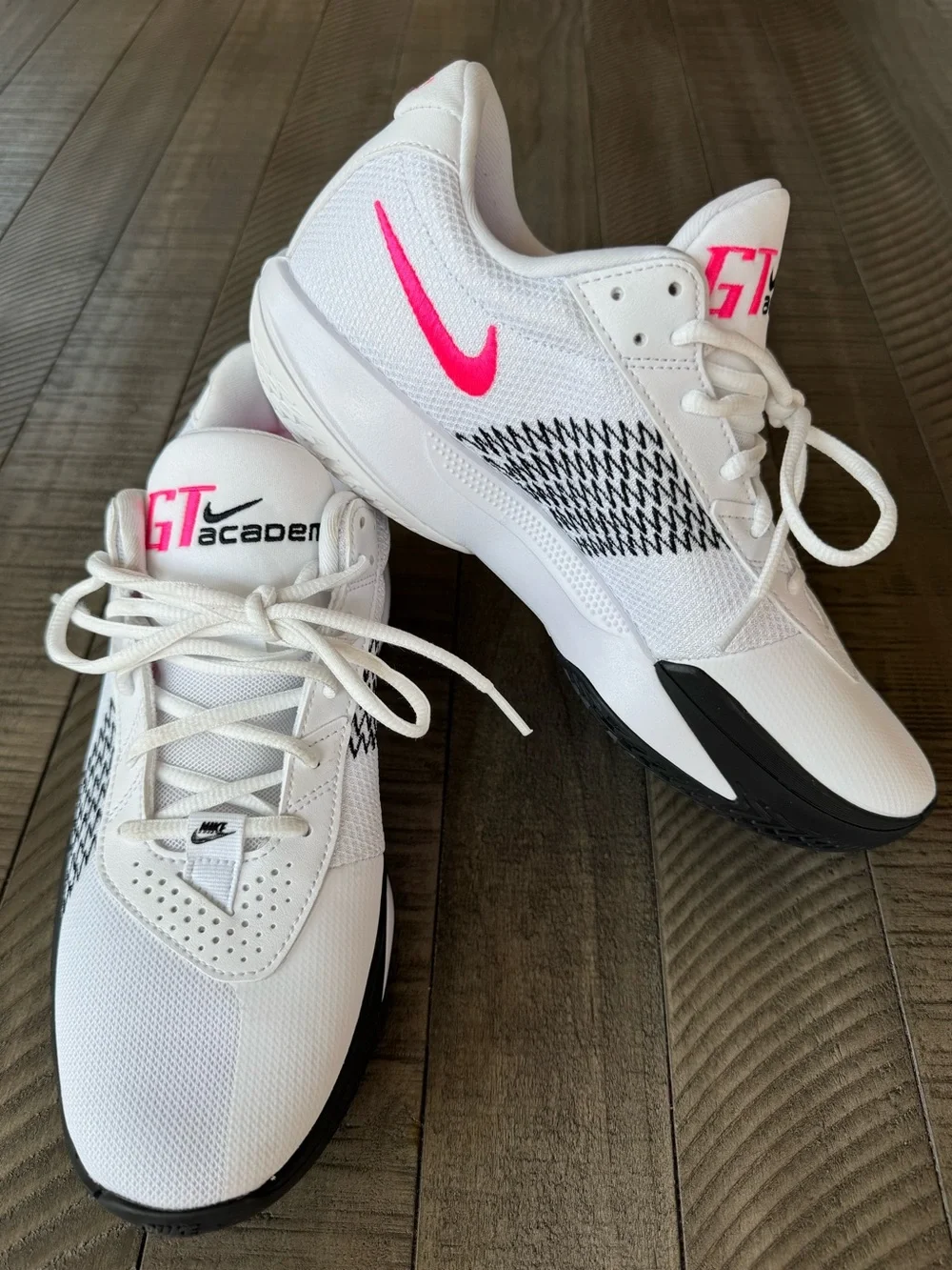 Nike Air Zoom G.T. Cut Academy EP White/Black/Pink Basketball Men’s Size 9.5